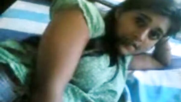 Diese indische gratis sexfime Amateurin mit Hintern ist bereit, ihrem geilen Freund einen Schwanzritt zu verpassen